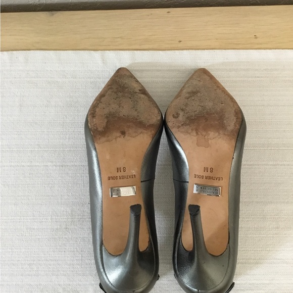 Badgley Mishka Metallic Bow Heels Size 8M - Picture 8 of 10